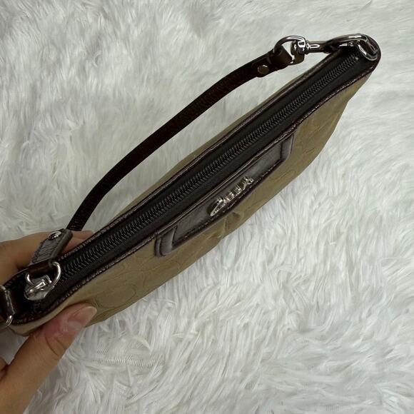 COACH y2k Brown Signature Canvas Wristlet / Mini Purse - Picture 6 of 9